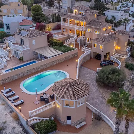 Villa Luxury Facing The Sea, With Swimming Pool *